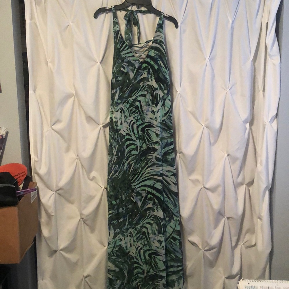 Floor length dress- jungly print, halter